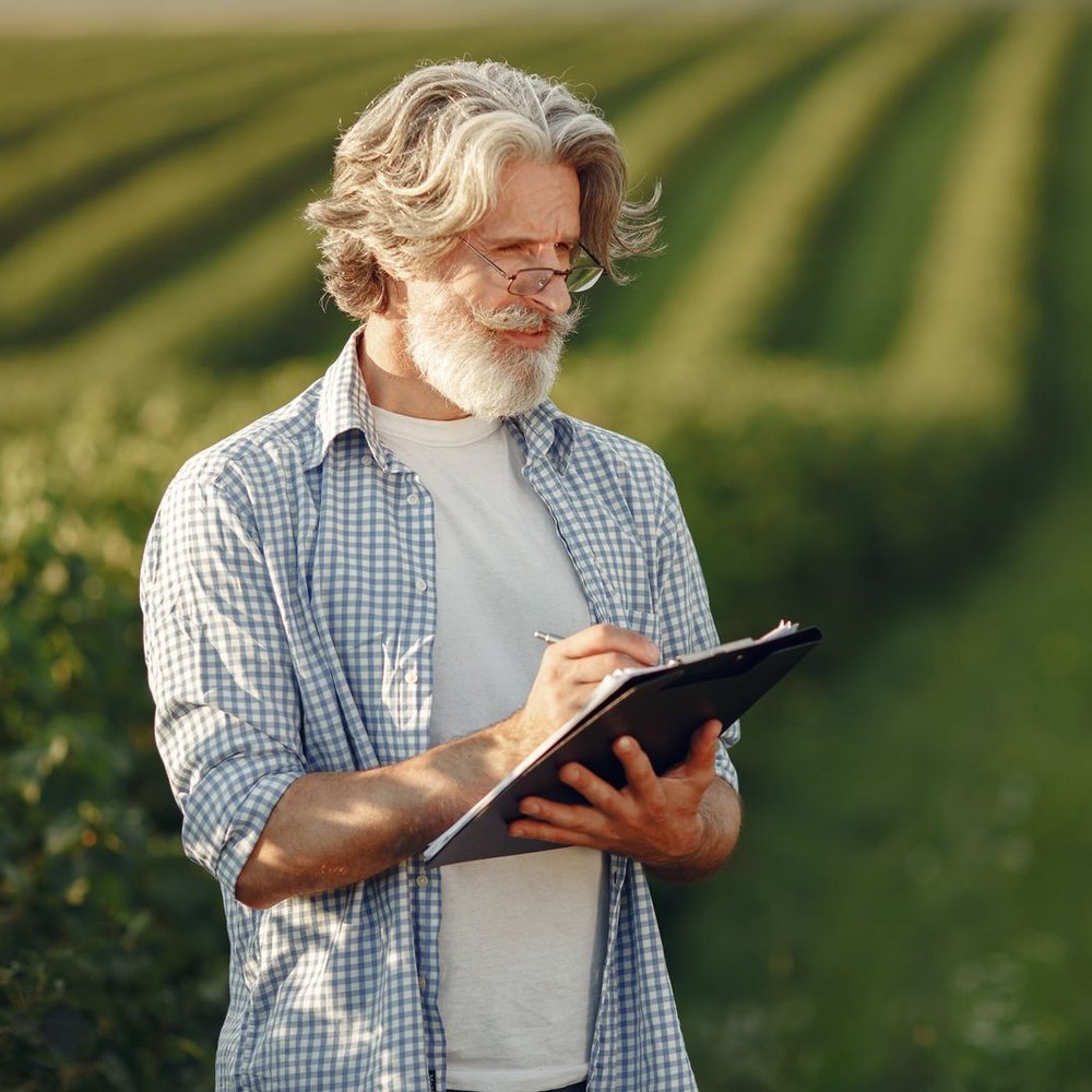 Agro Solutions agronom savetnik na terenu